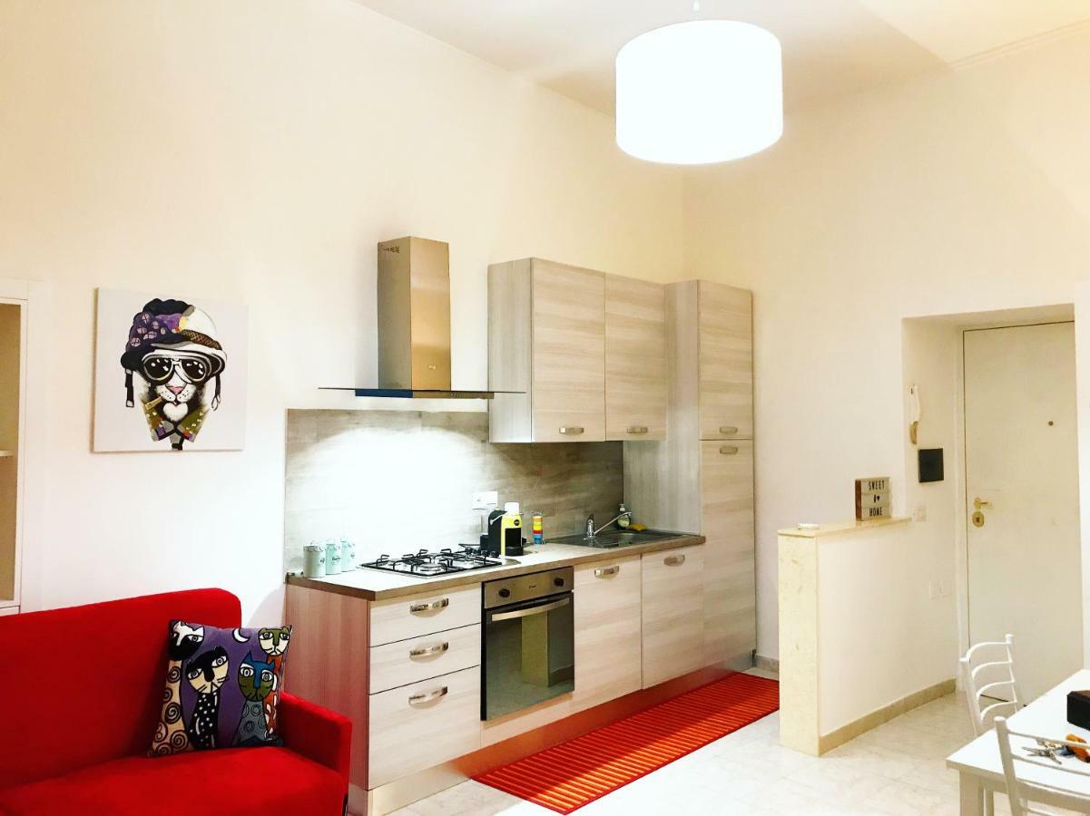 Casa G&G Pignasecca 2 Nel Cuore Di Napoli Exterior photo